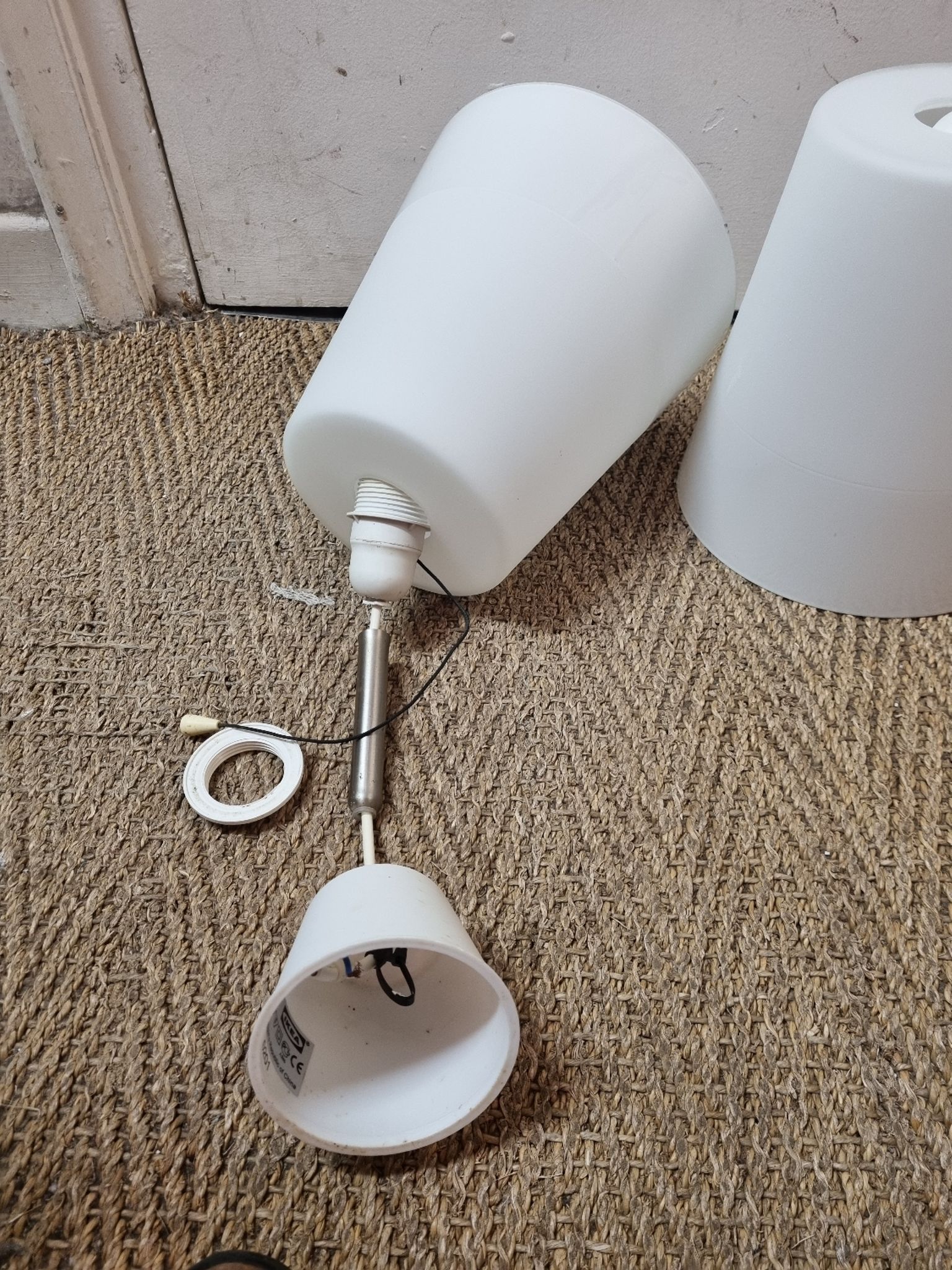 White opaline suspension