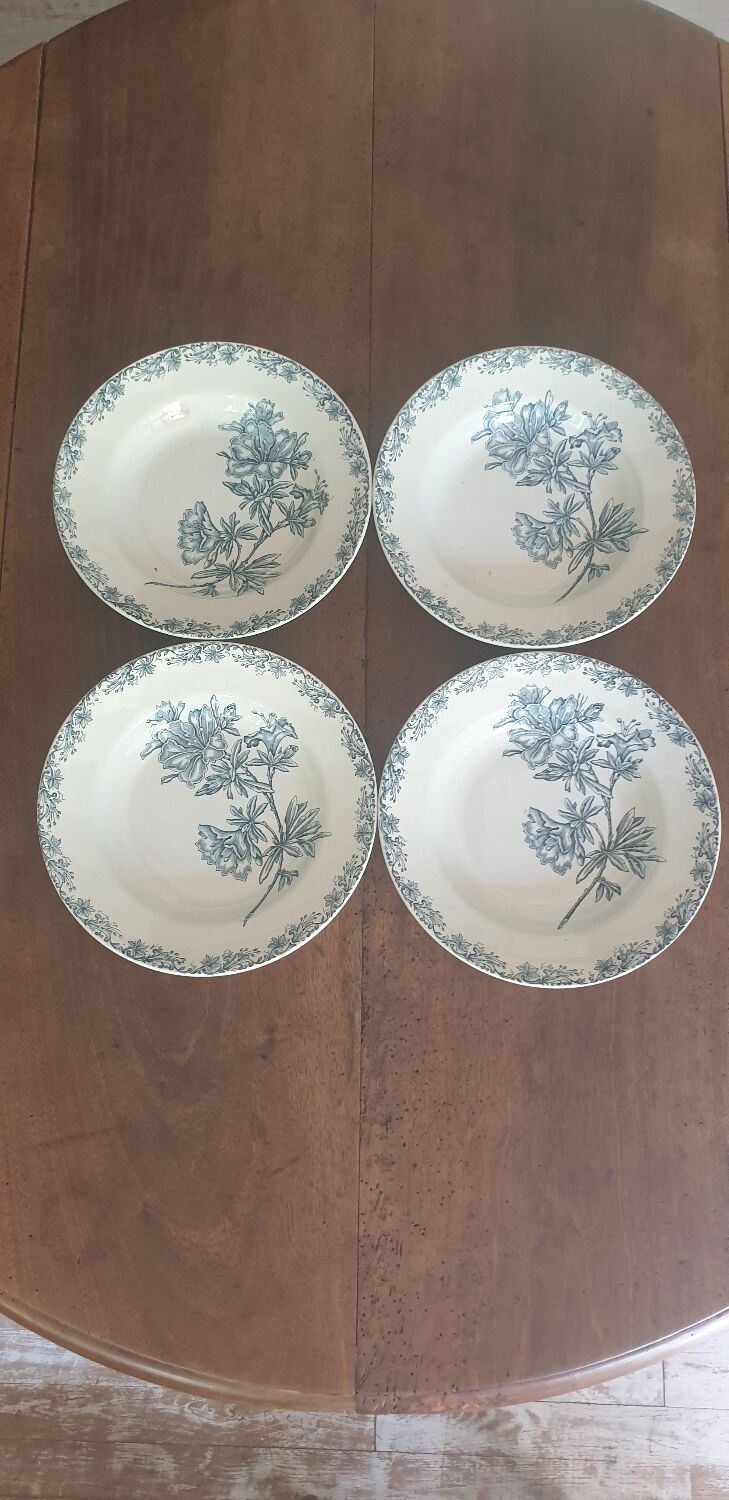 Four plates st Amand