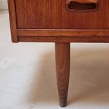 Commode à tiroirs du milieu du siècle