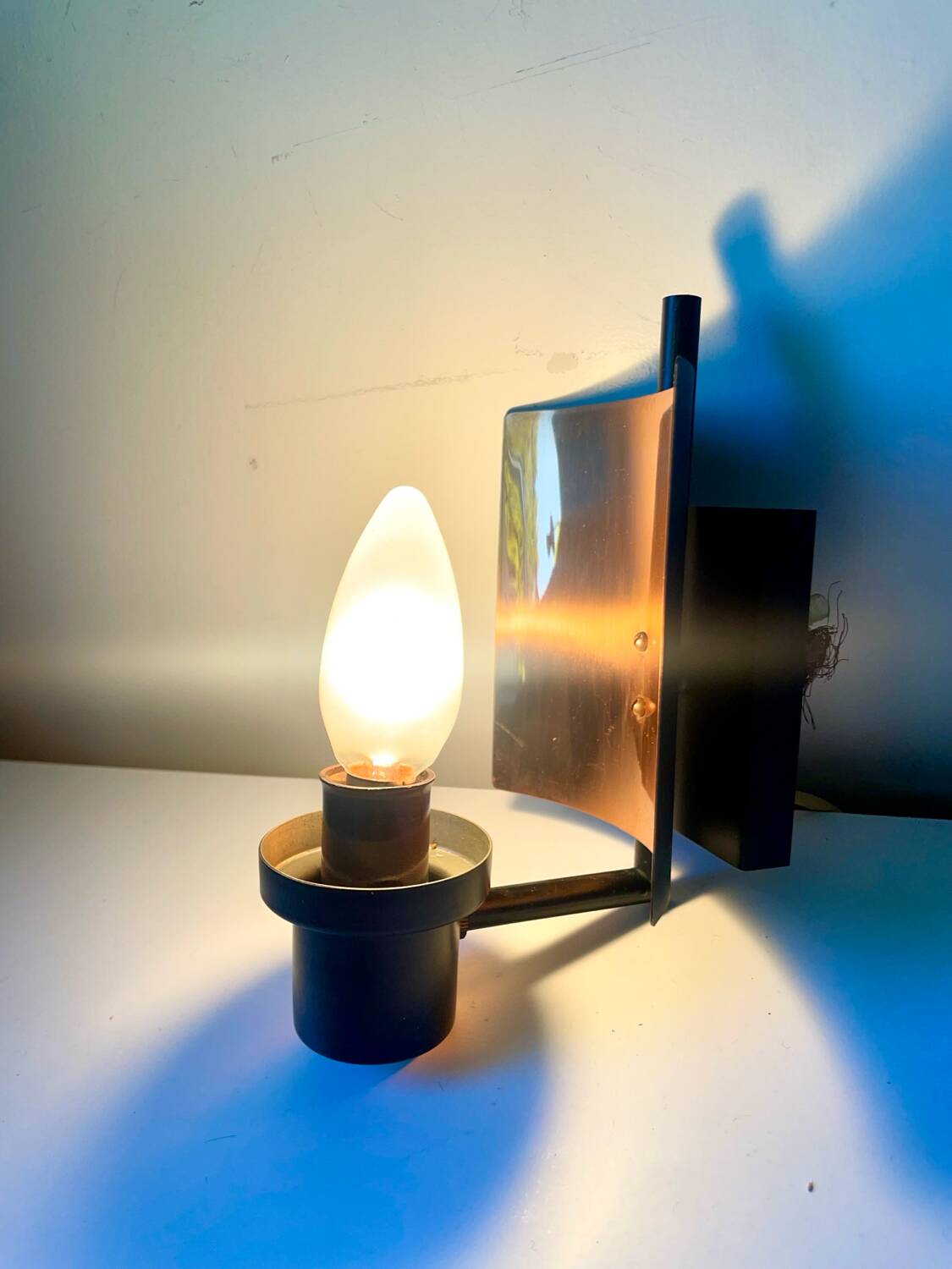 Applique murale Art Déco scandinave en métal/cuivre vintage