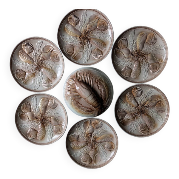 Service à coquillages en barbotine