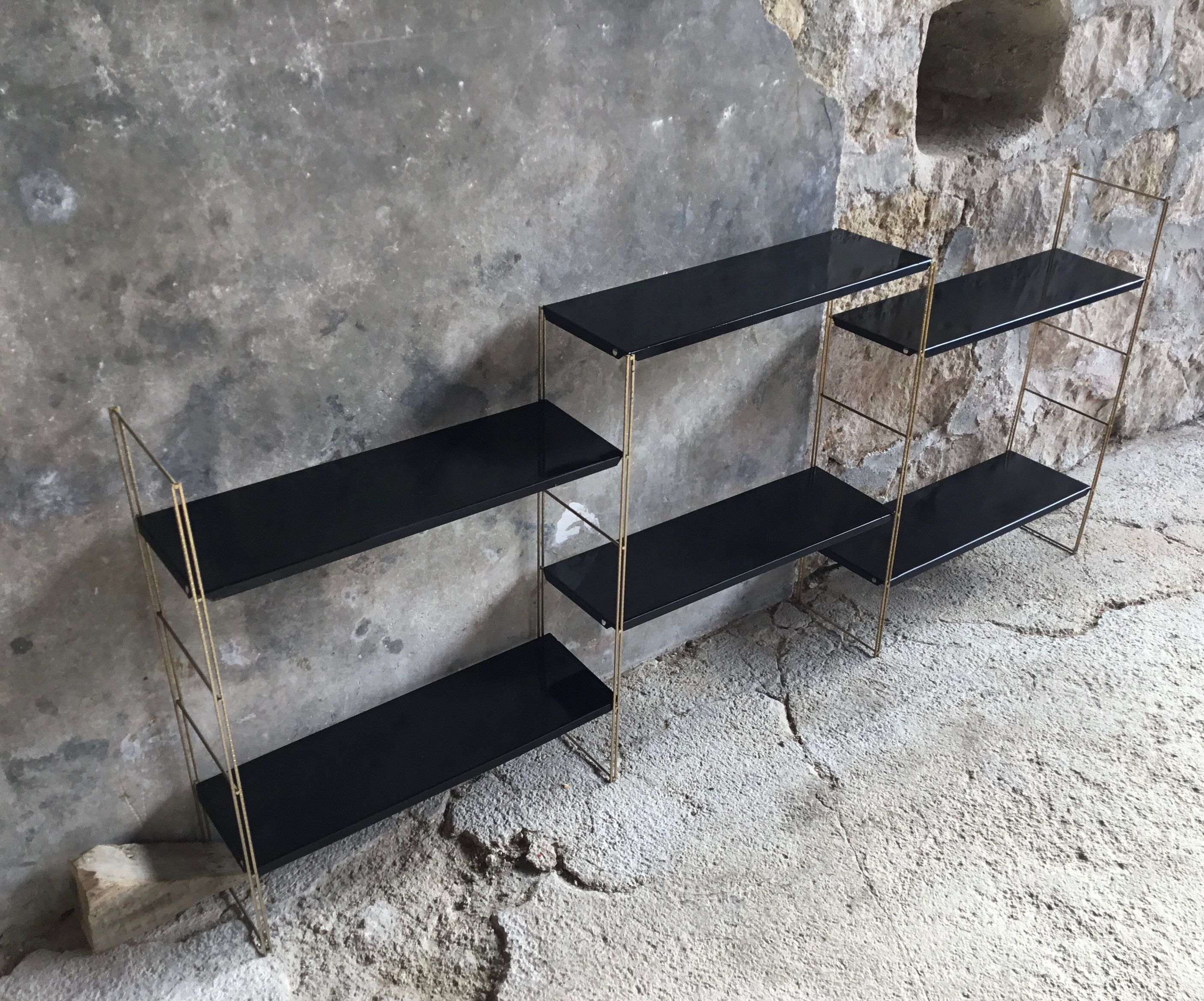 Set of modular String shelves - black and gold metal - 1960