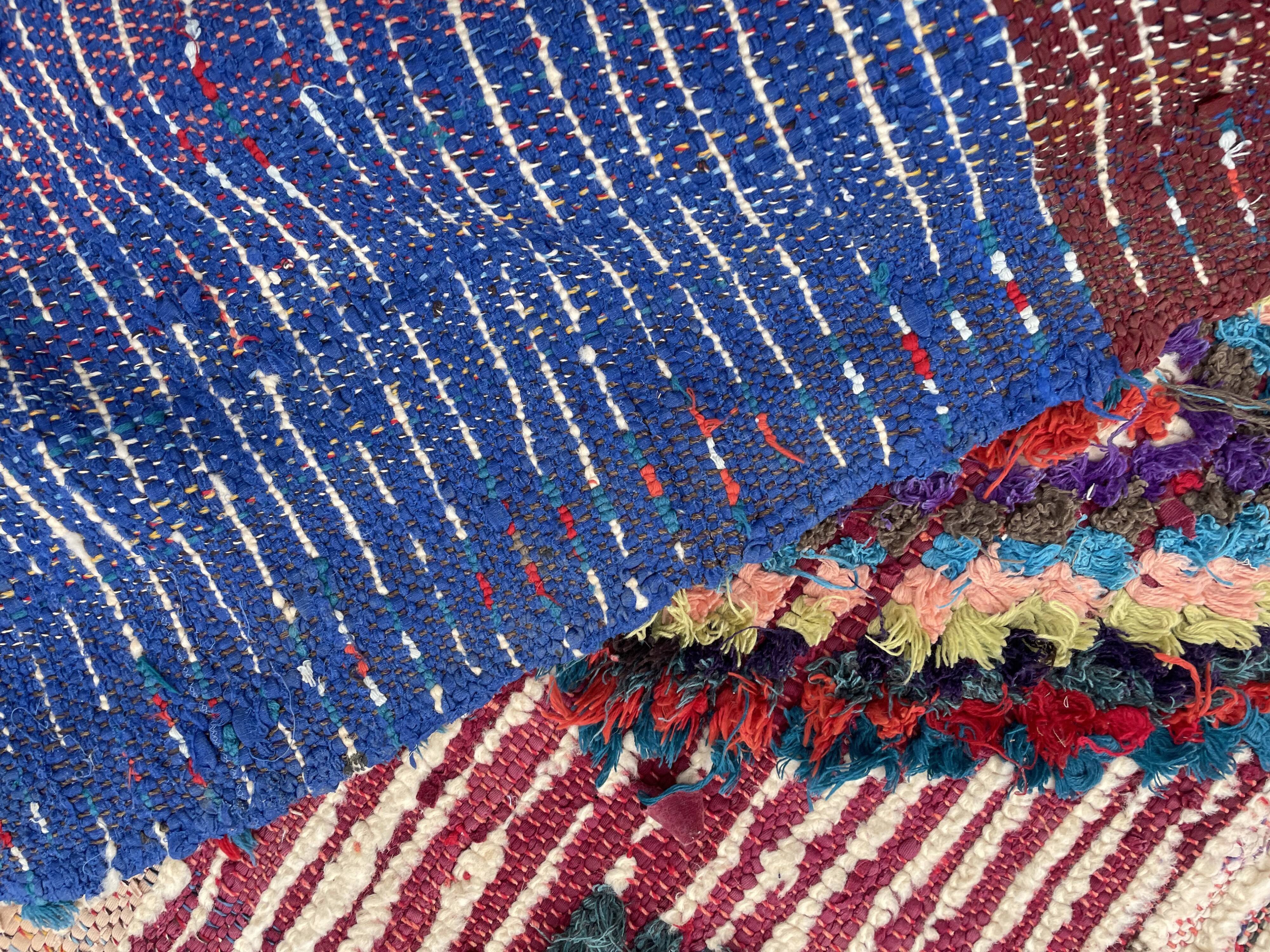 Vintage moroccan carpet berbere boucherouite