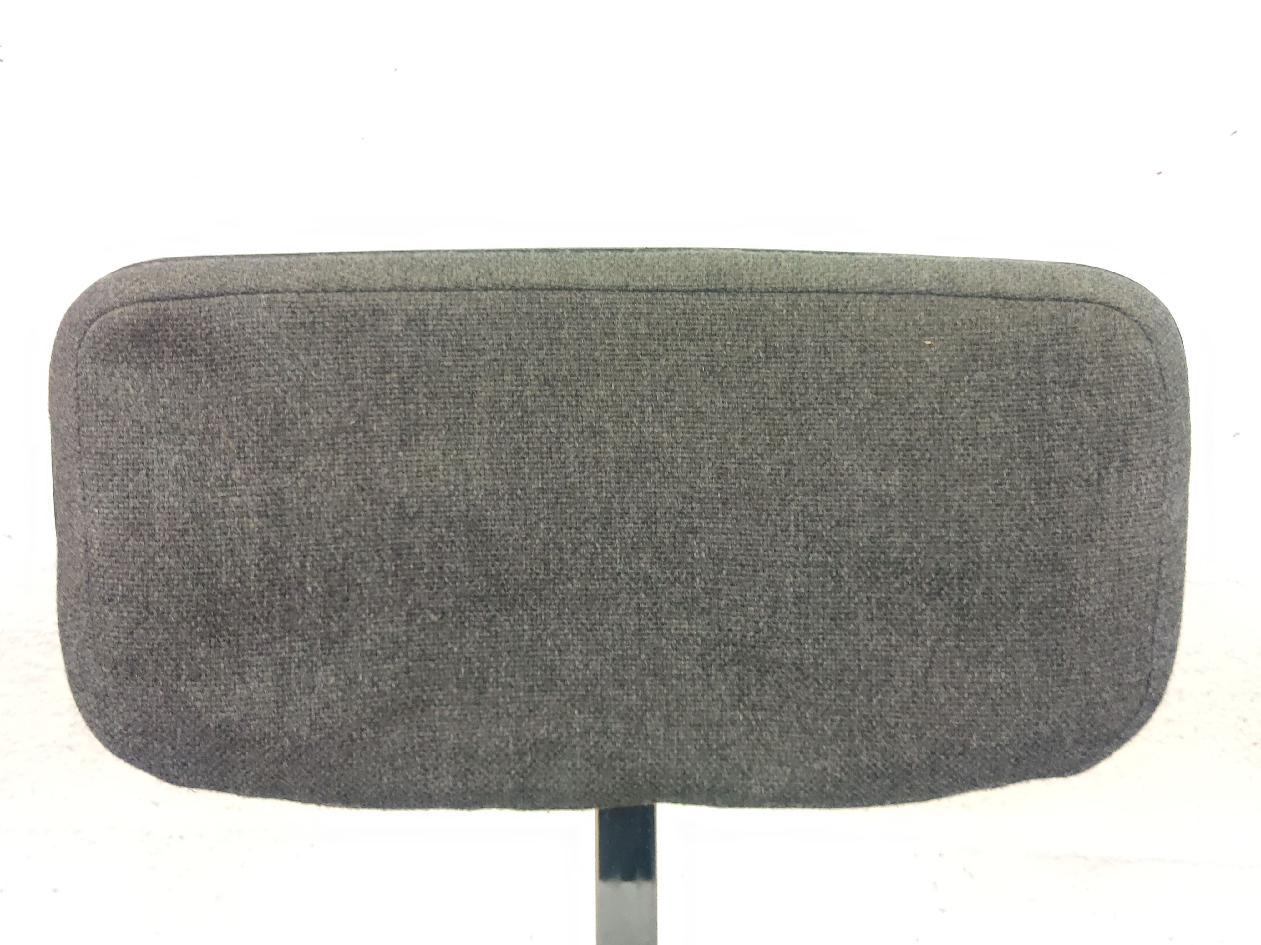 Chaise industrielle Cannone circa 60