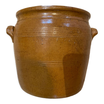 Pot in brown stoneware