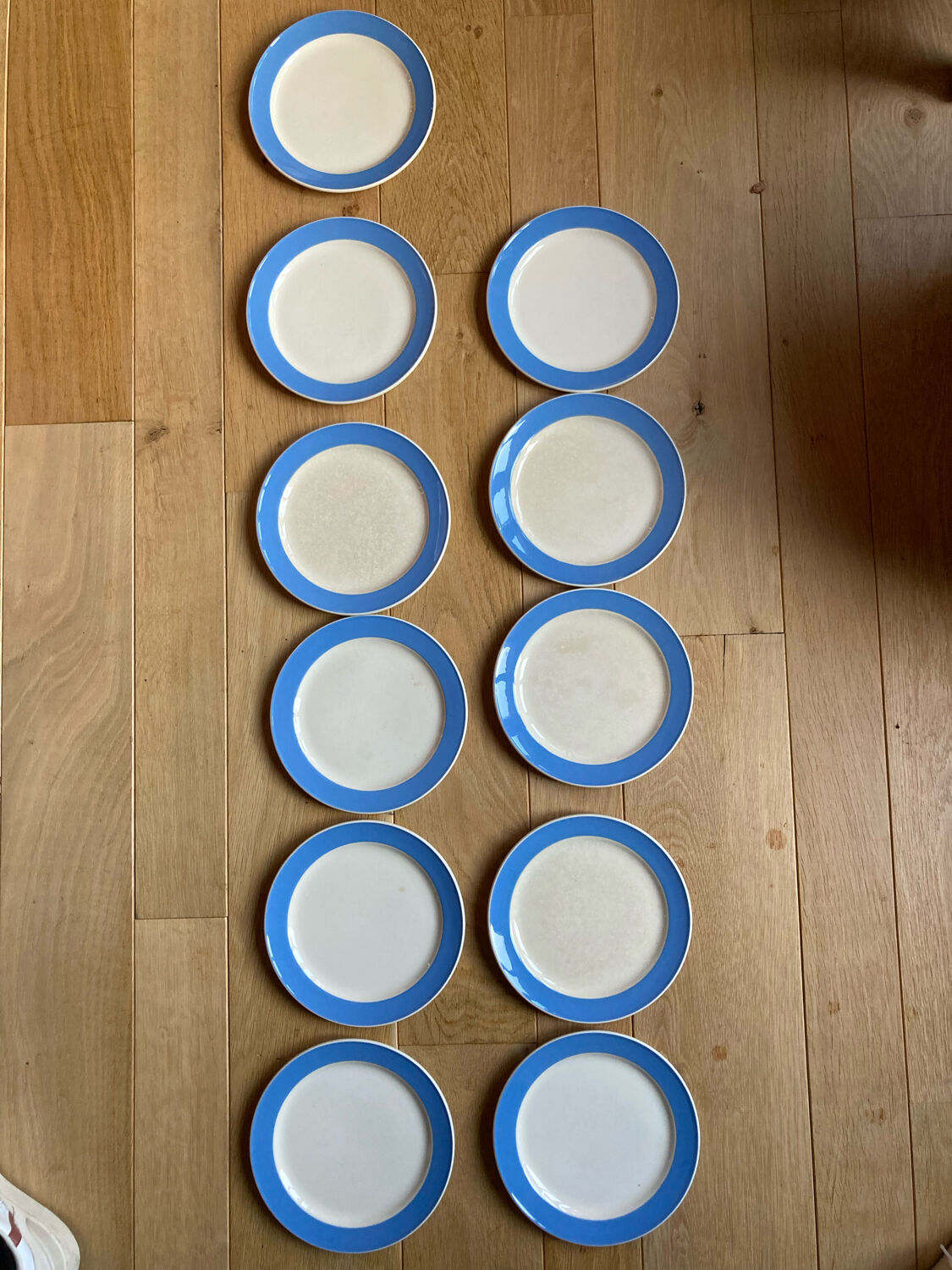 Villeroy Boch dessert plates