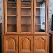 Bibliothèque en chêne massif 2 corps (vitrine + bas) - Très bon état