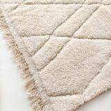 Moroccan Berber carpet blessed ouarain ecru plain with diamond patterns engraved 303x198cm