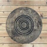 Tripod stool in solid wood, feet turned