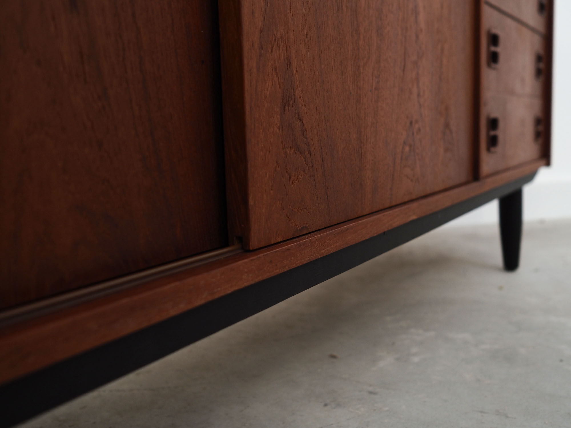 Teak Sideboard, Danish design, 60's, production: Denmark