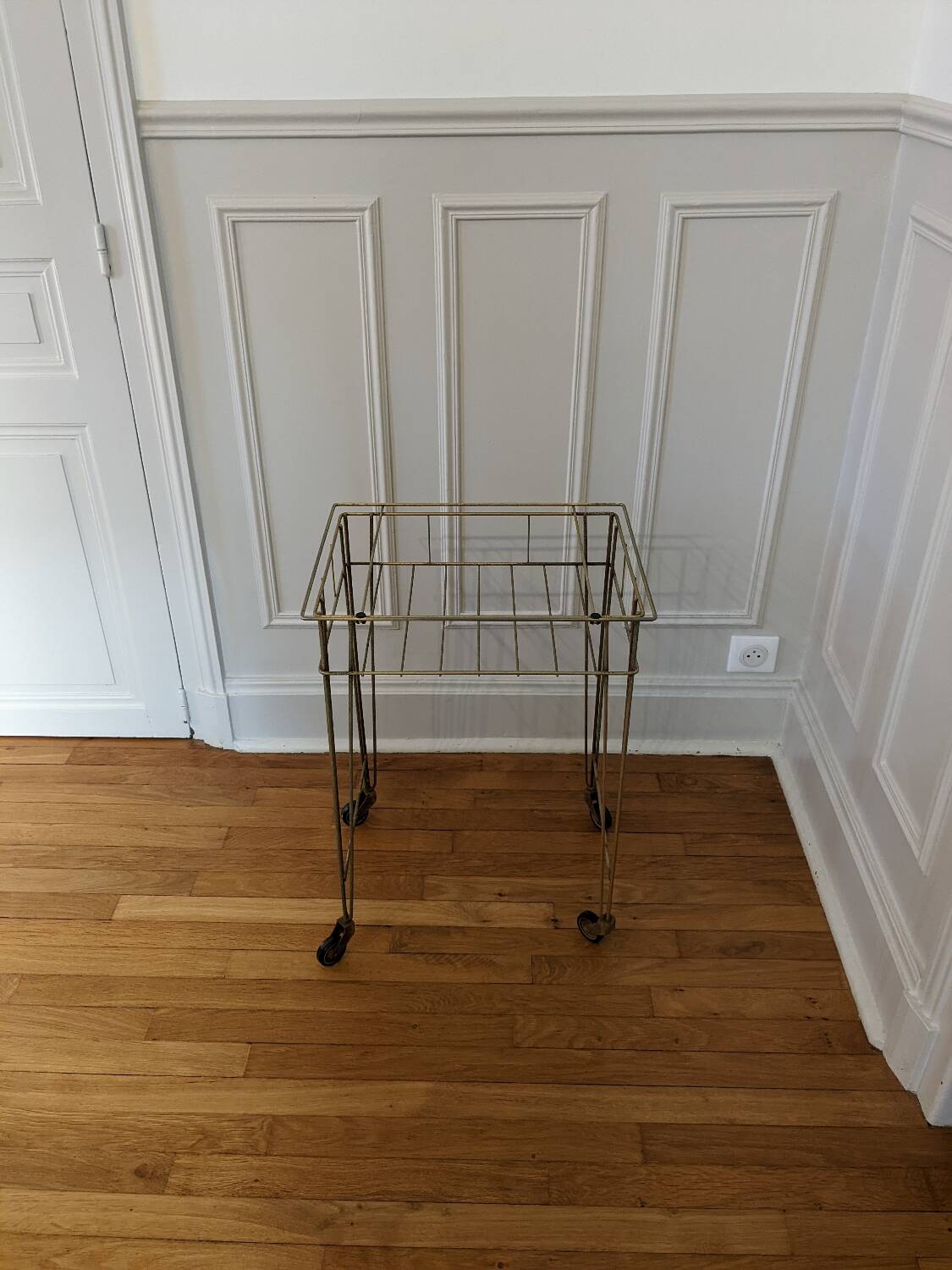 Metal serving trolley