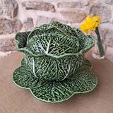 Soup tureen with slushie cabbage