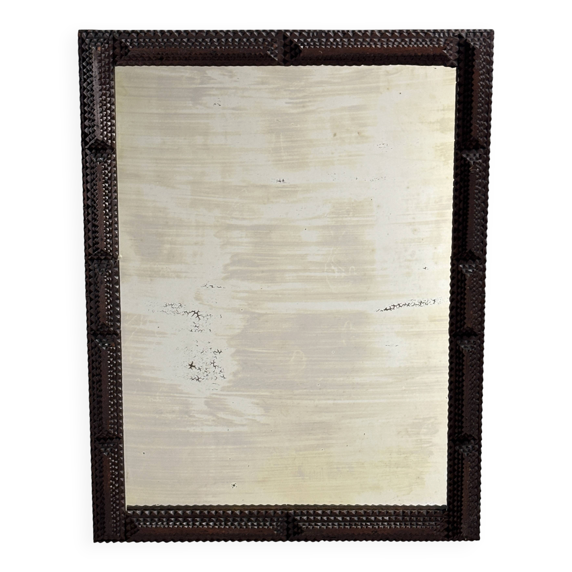 Miroir ancien en art populaire tramp, Belgique vers 1900.
