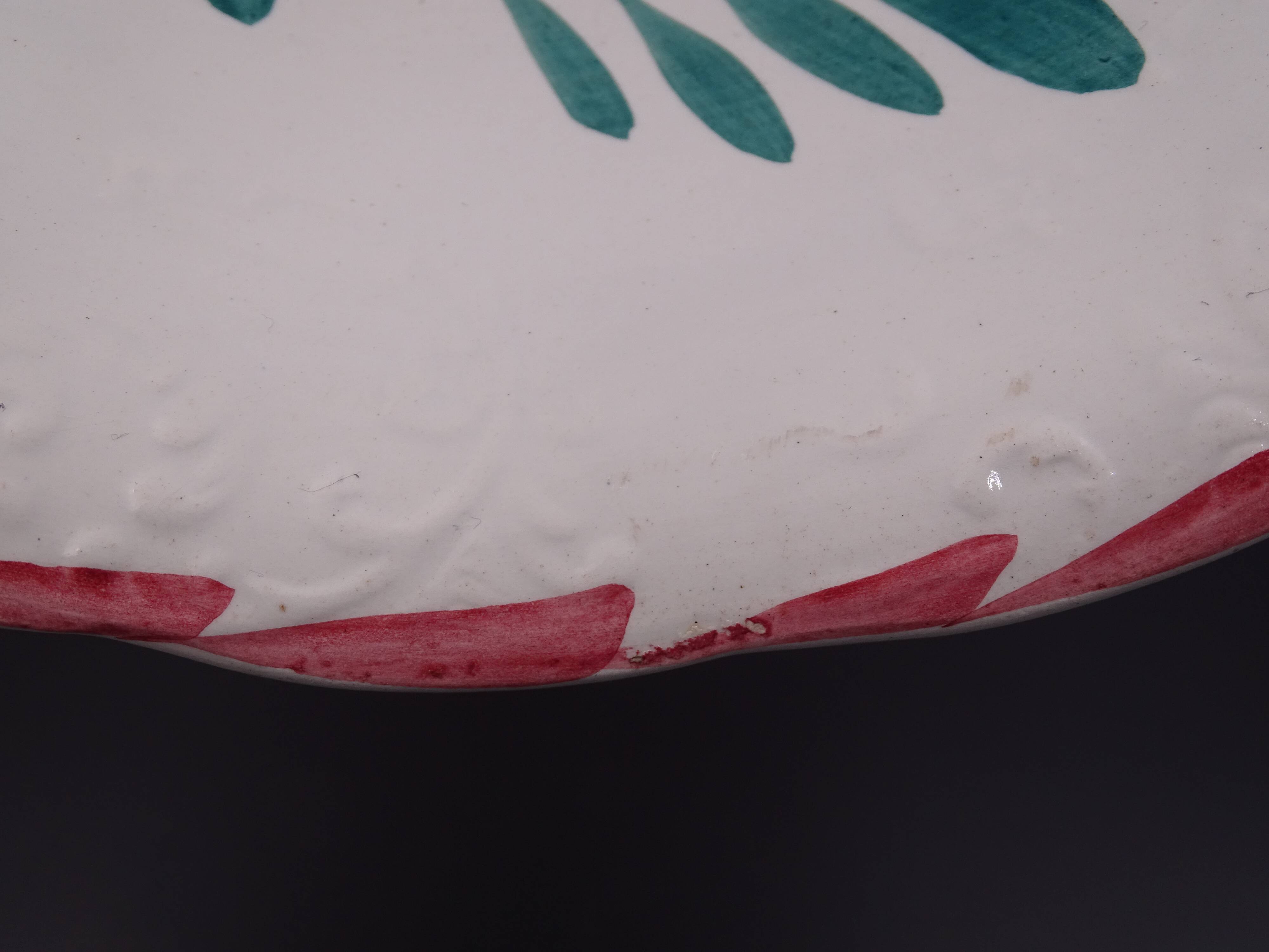 Large earthenware bowl of Moulin-des-Loups - Floral decoration - Around 1960