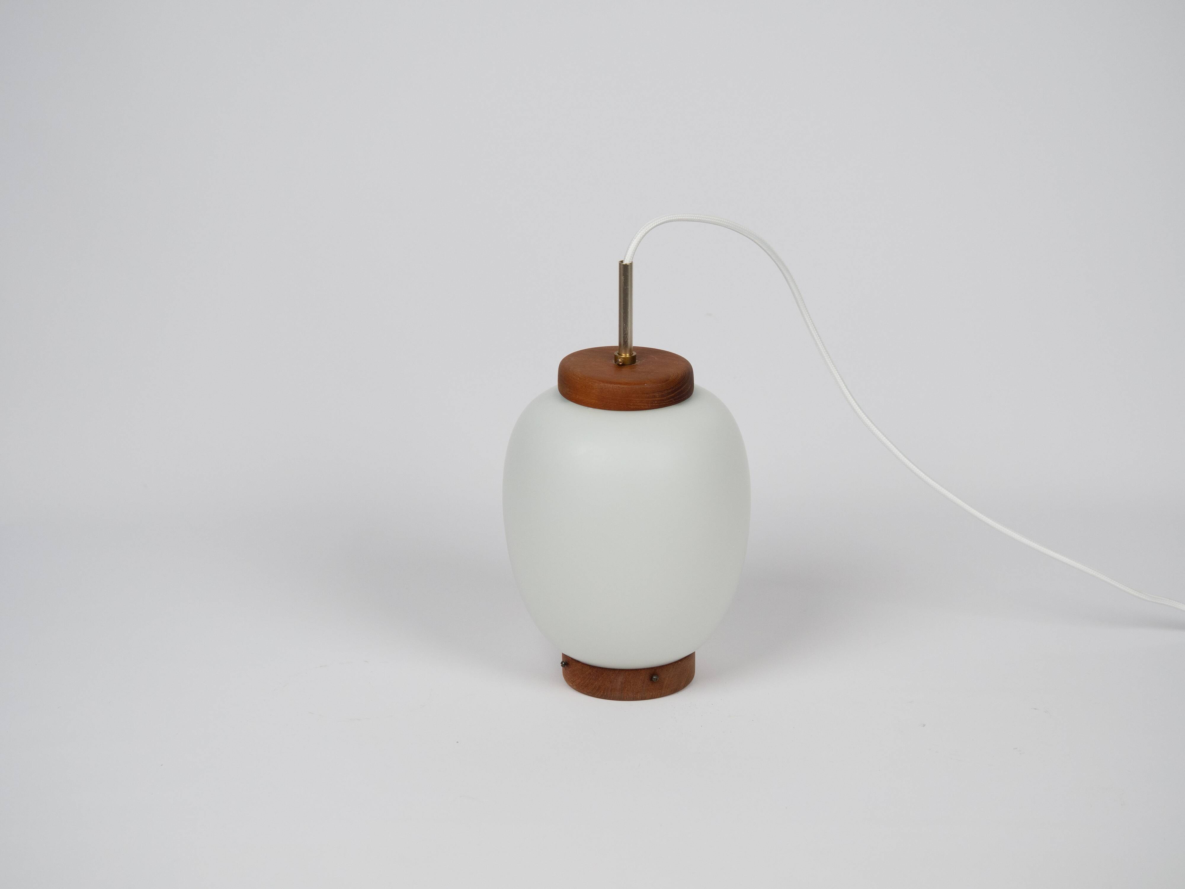 Danish vintage pendant lamp Kina by Bent Karlby, Lyfa, 1946