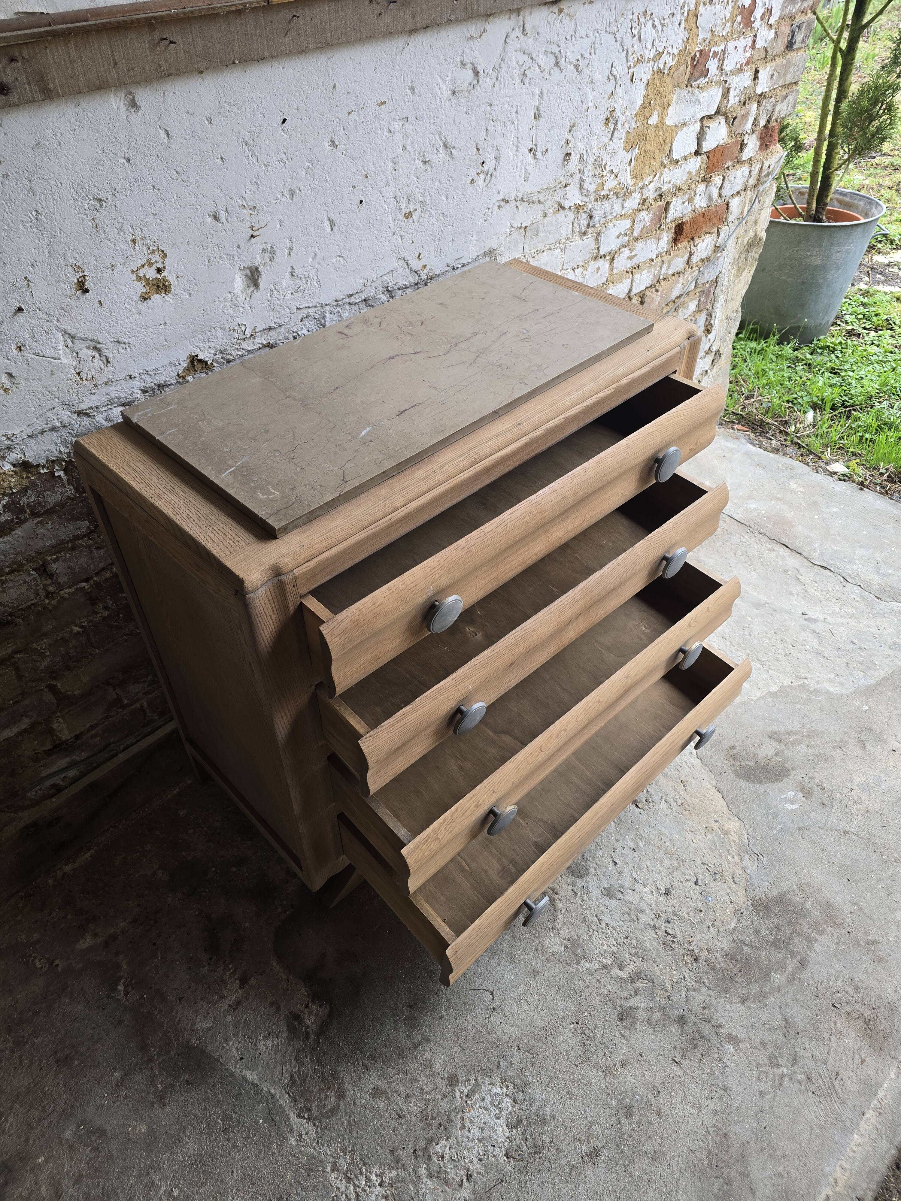Art Deco chest of drawers