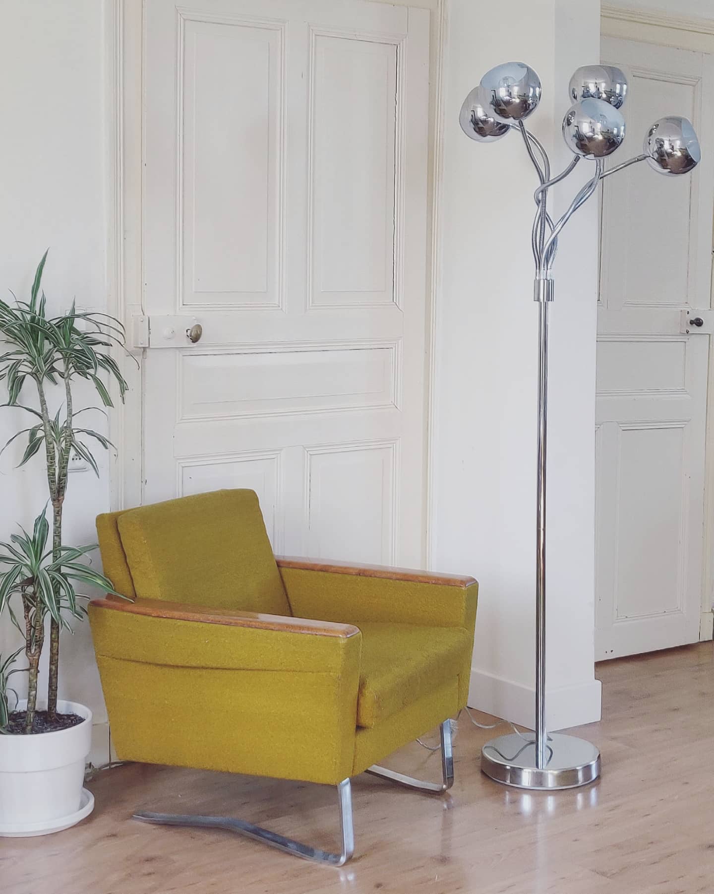 Space age floor lamp, 5 articulated arms chrome spring, 70s-80s