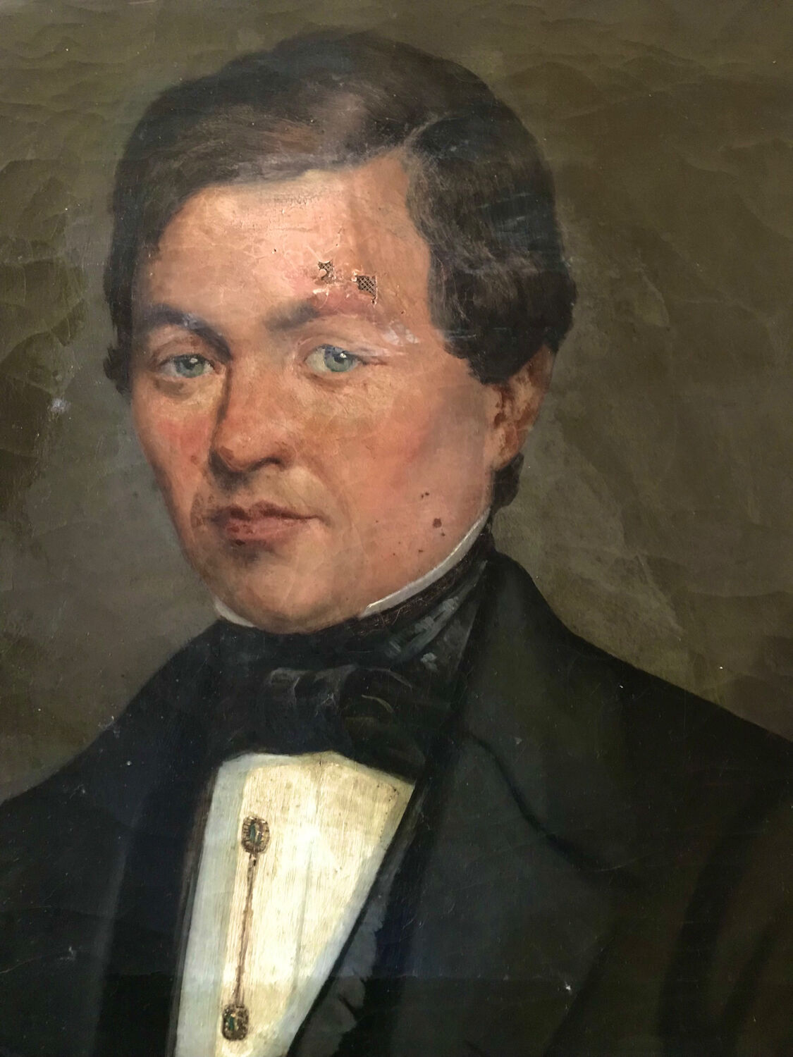 Portrait of a man oil on canvas 19th