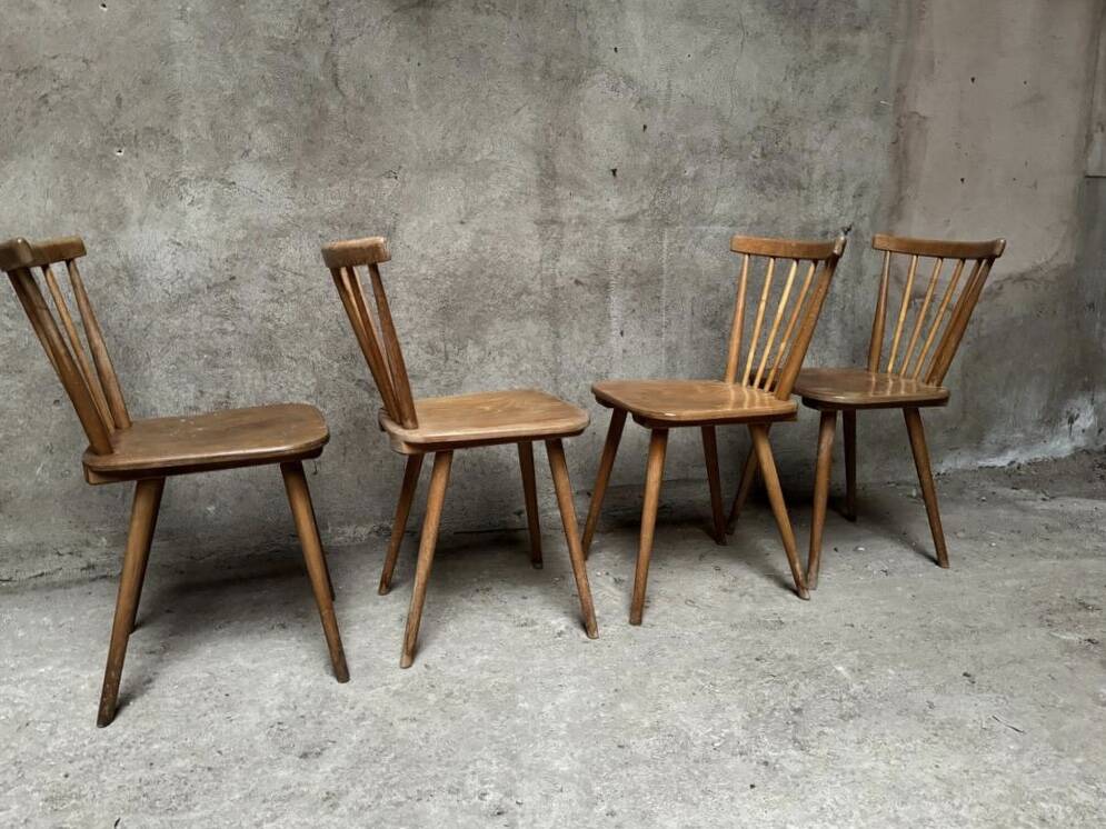 Set of 8 old Scandinavian dlg bistro chairs in wood with curved back and bars