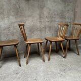 Série Lot de 8 anciennes chaises bistrot dlg scandinave en bois dossier cintré et barreaux