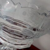 Chiseled crystal empty pocket cup