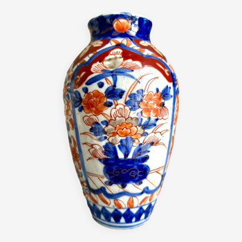 Vase imari en porcelaine peinte à la main - japon, fin xixème