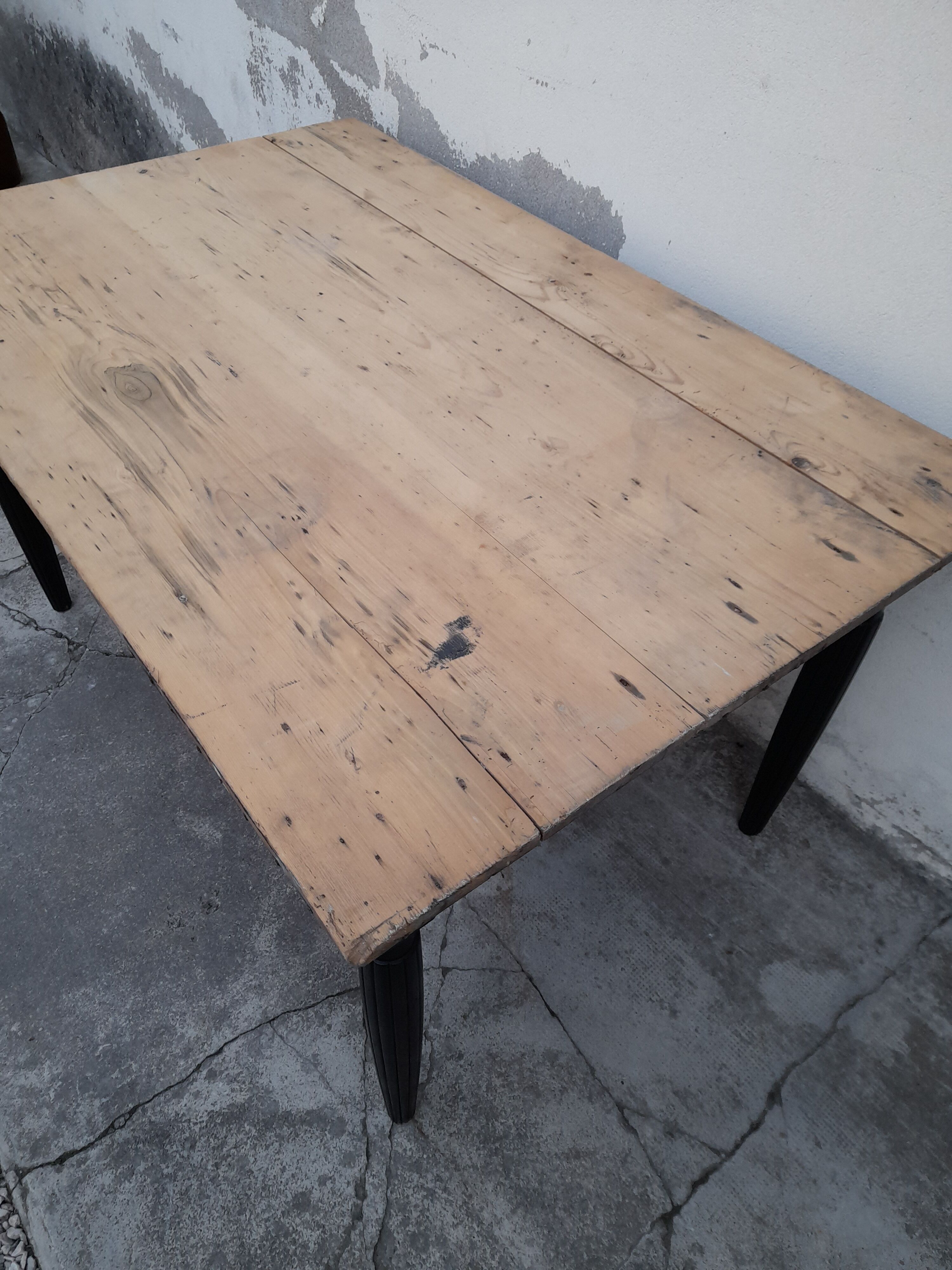 Table de ferme ancienne patiné noir -1m30