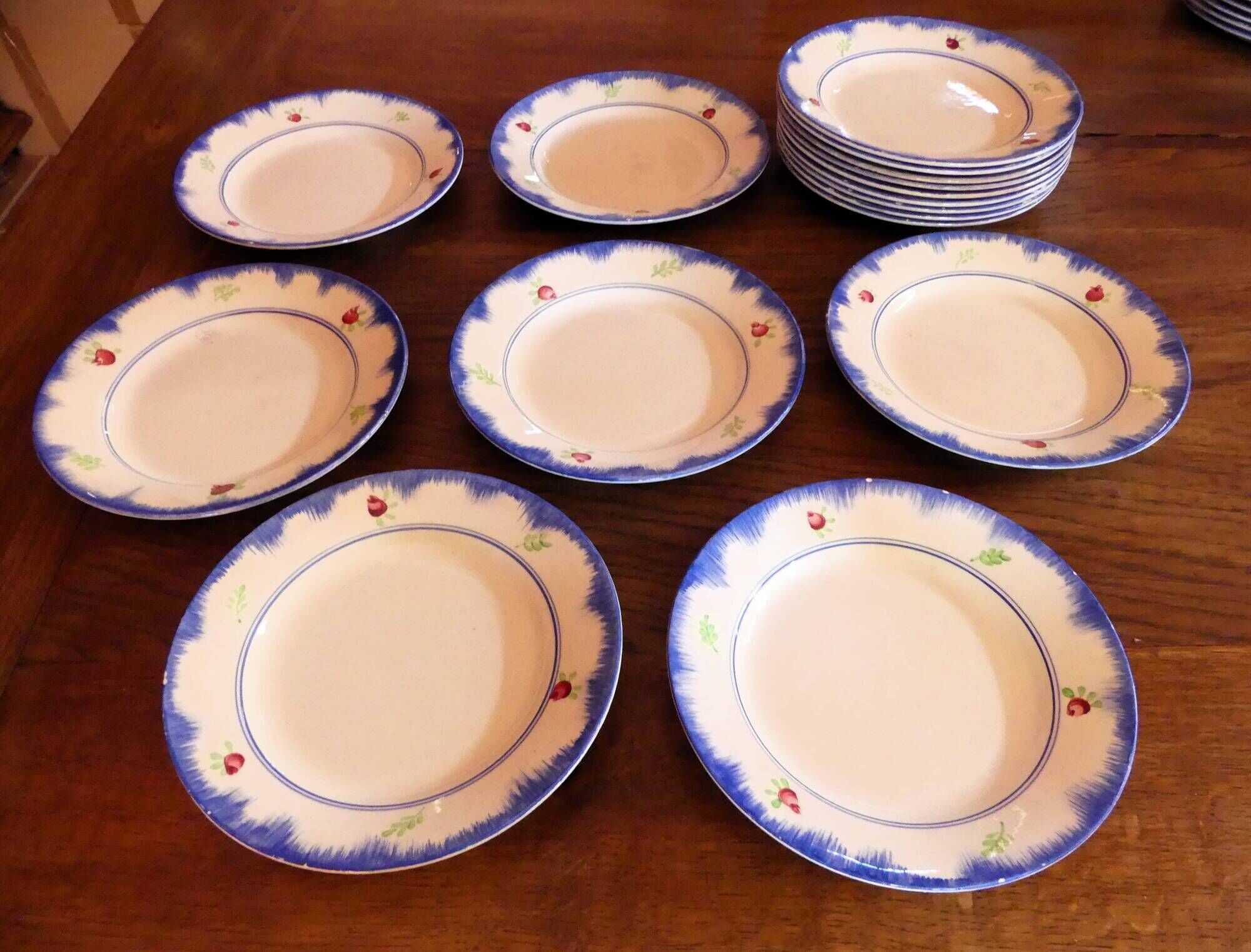 Service of 53 pieces from Gien, model "Bagatelle" (plates, dishes, salad bowls)
