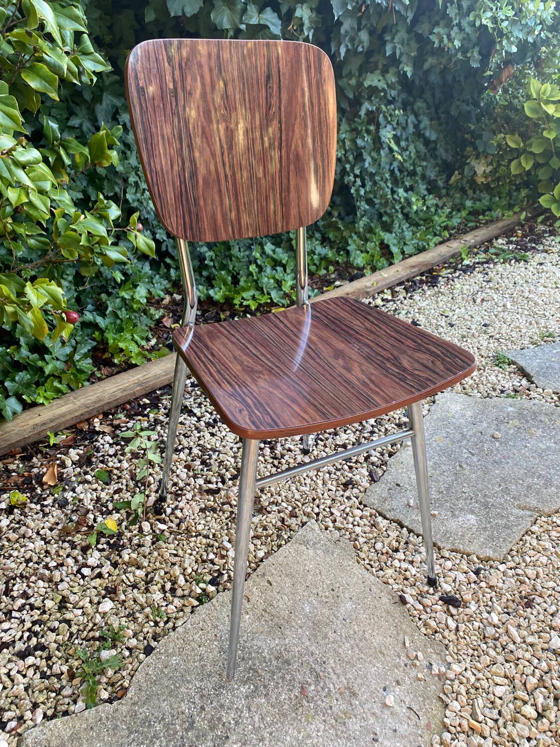Set of 4 brown Formica chairs