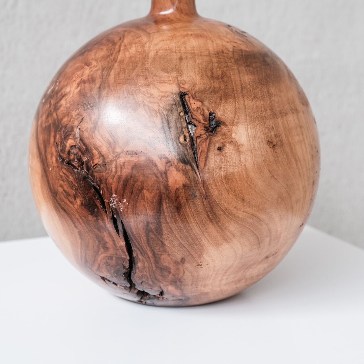 Wooden Mid-Century Circular French Table Lamp