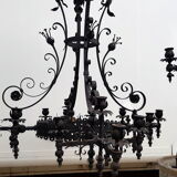 Imposing gothic lustre in wrought iron black laqué 185cm - 2 large candelabras