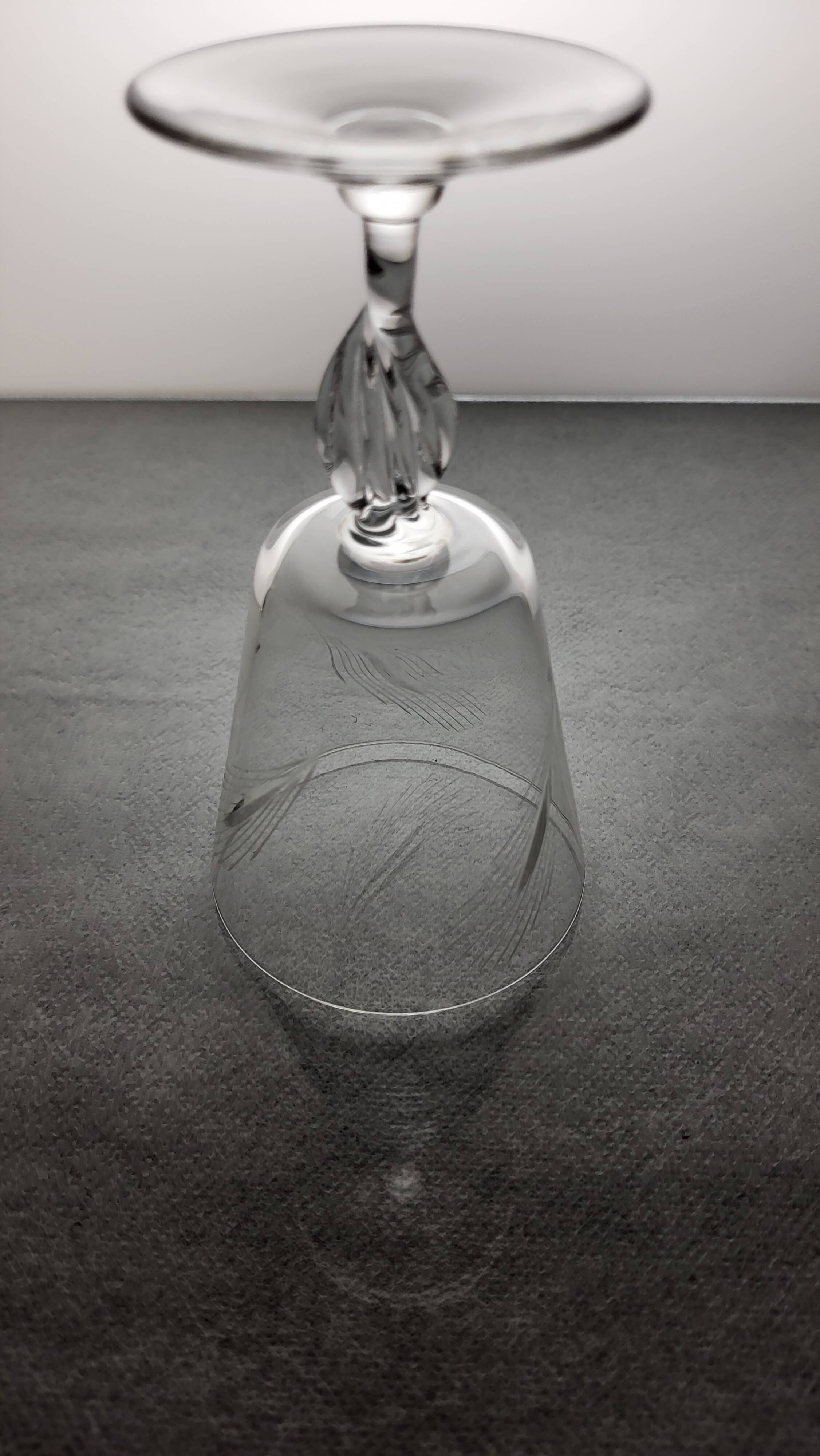 6 crystal wine glasses from the 60s (wheat)