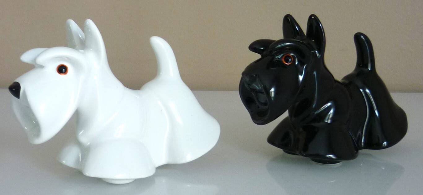 Salt and pepper shakers, glazed ceramic, Scottish terrier dog, signed