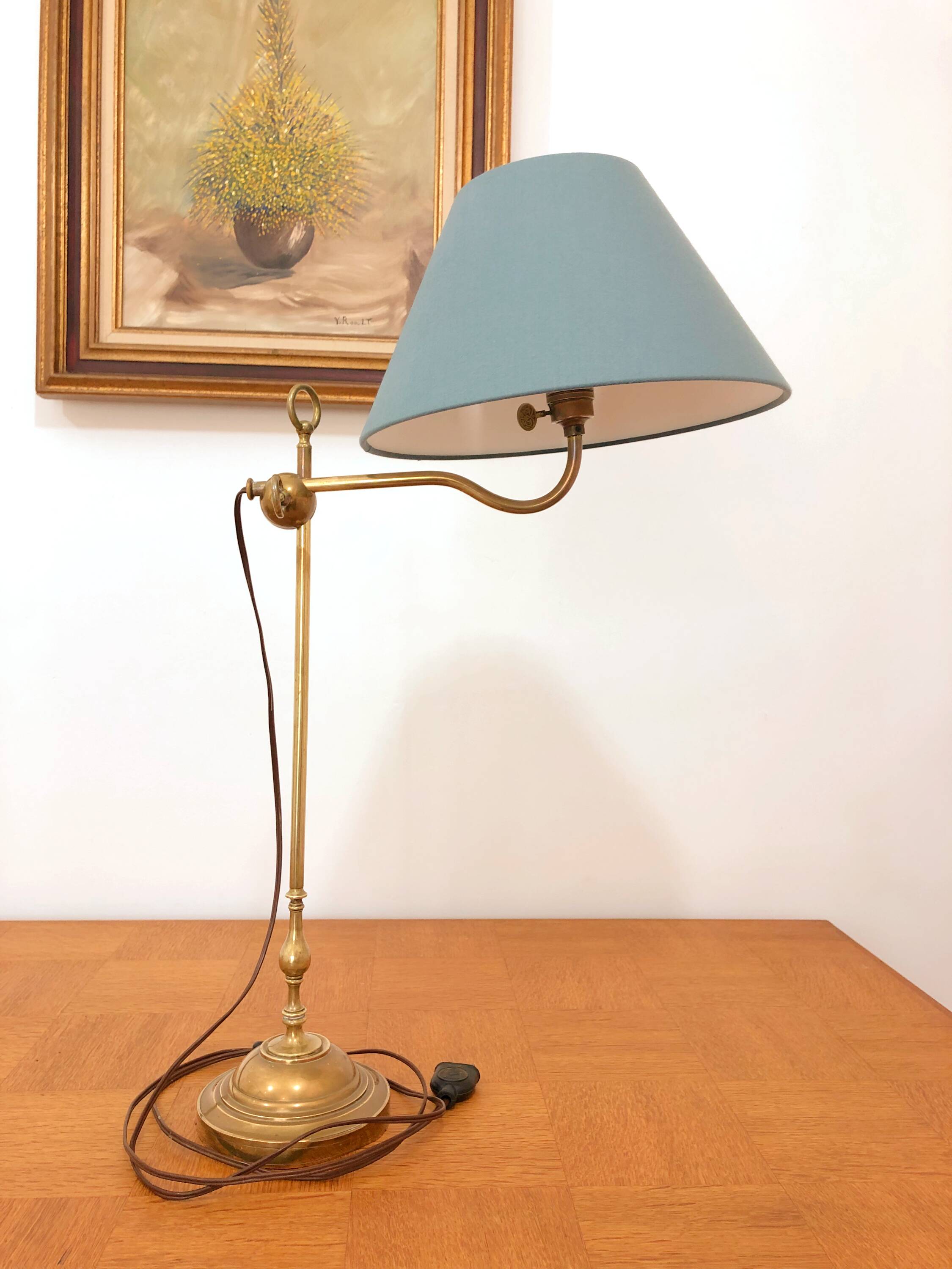 Patinated brass desk lamp, 19th century