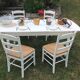 Ensemble table de ferme  blanche et quatre chaises