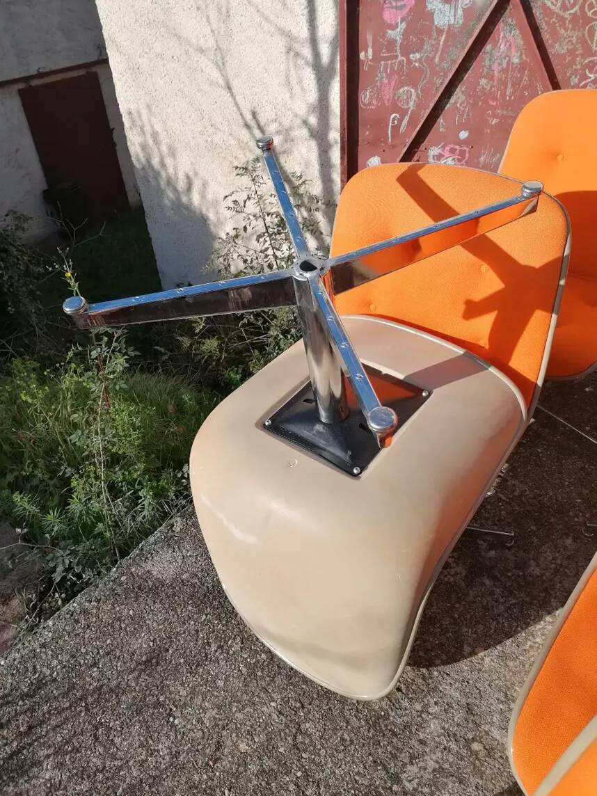 Fauteuil vintage de bureau steelcase strafor de randall buck