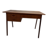 Bureau plat en teck ouvrant à trois tiroirs, Travail scandinave des années 50-70
