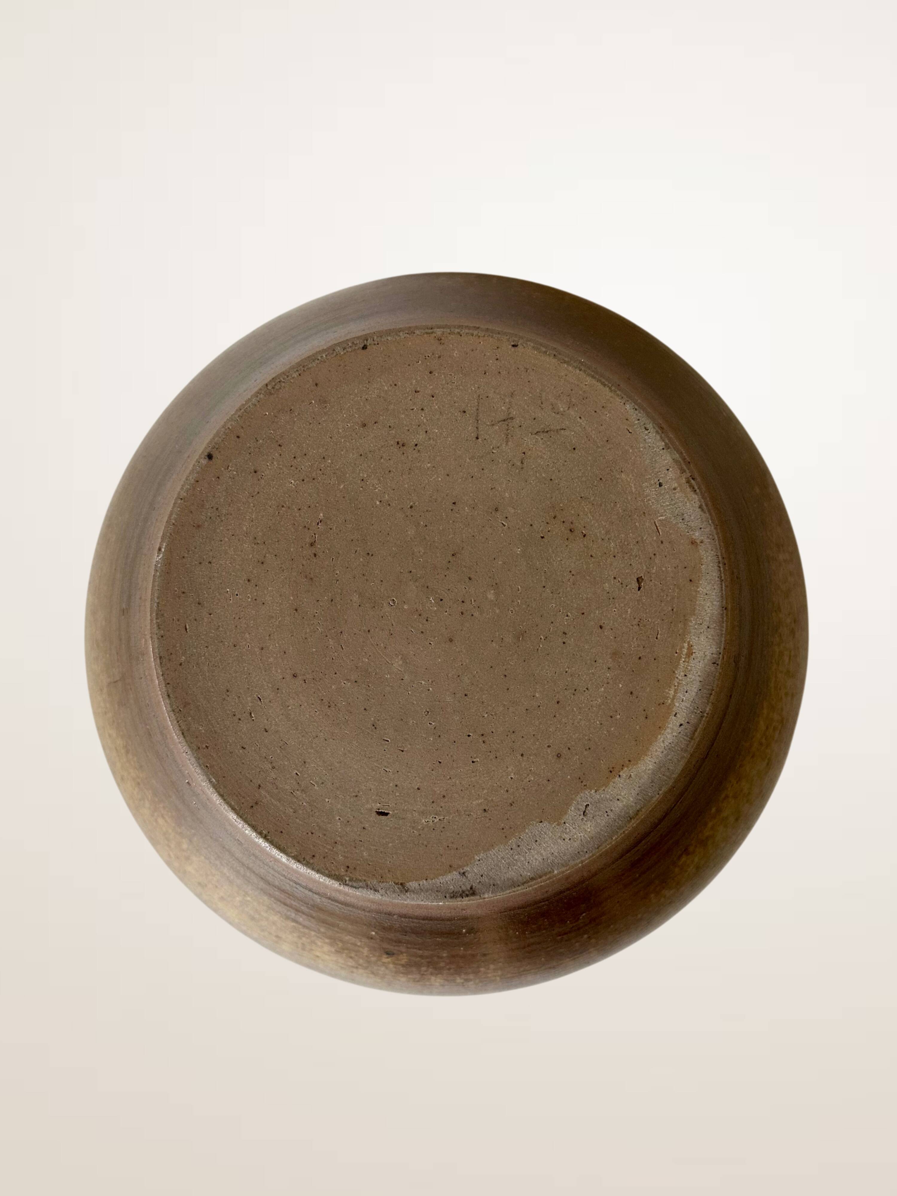 XL brown stoneware salad bowl