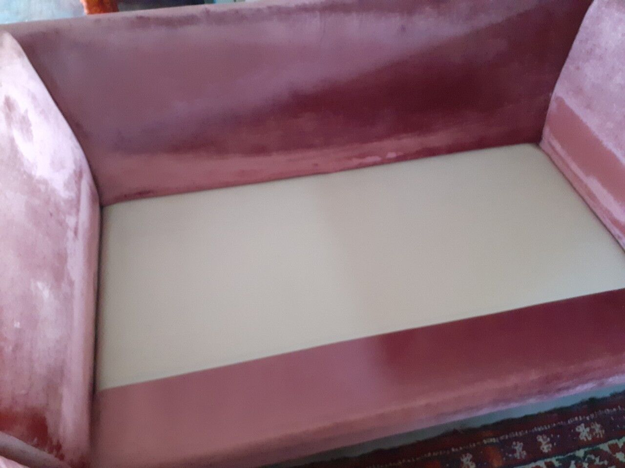 Sofa 2 places, removable, in powder pink velvet