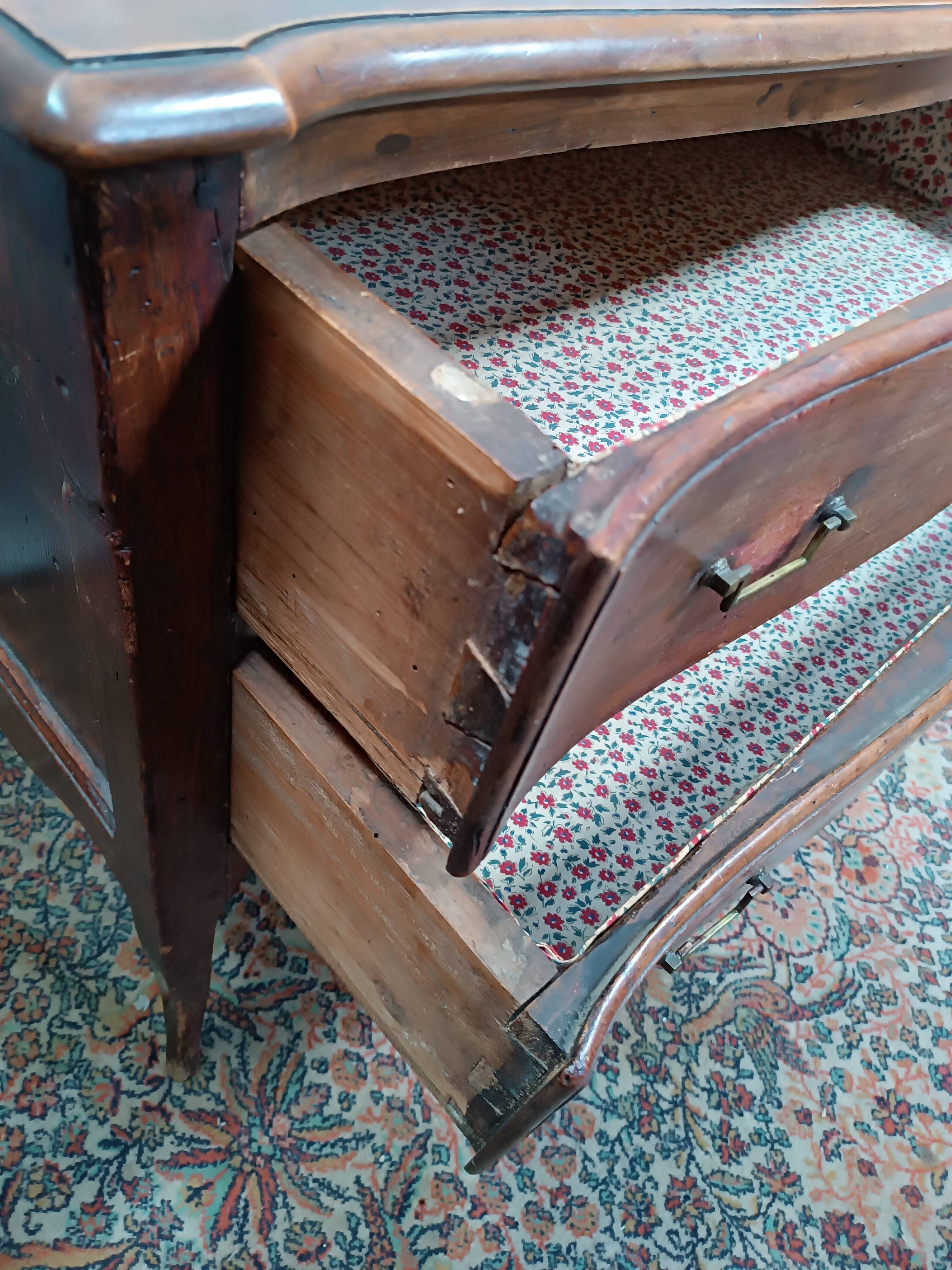 Louis XV walnut chest of drawers