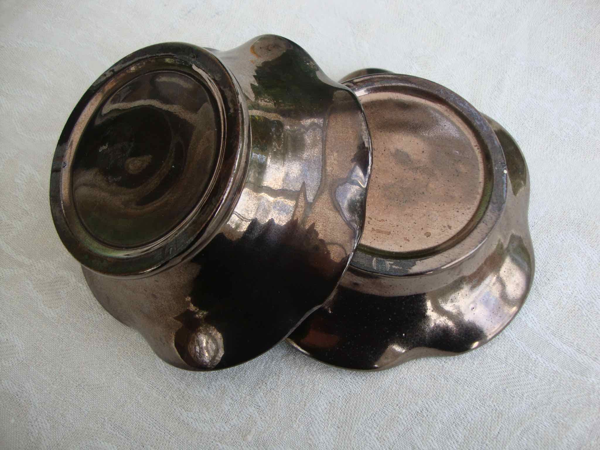 2 old ceramic cups