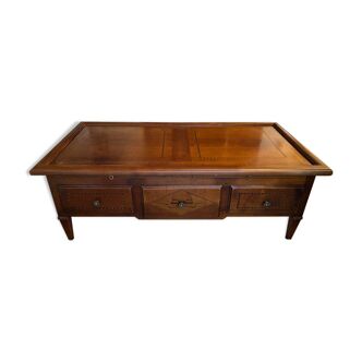 Classic style wooden coffee table