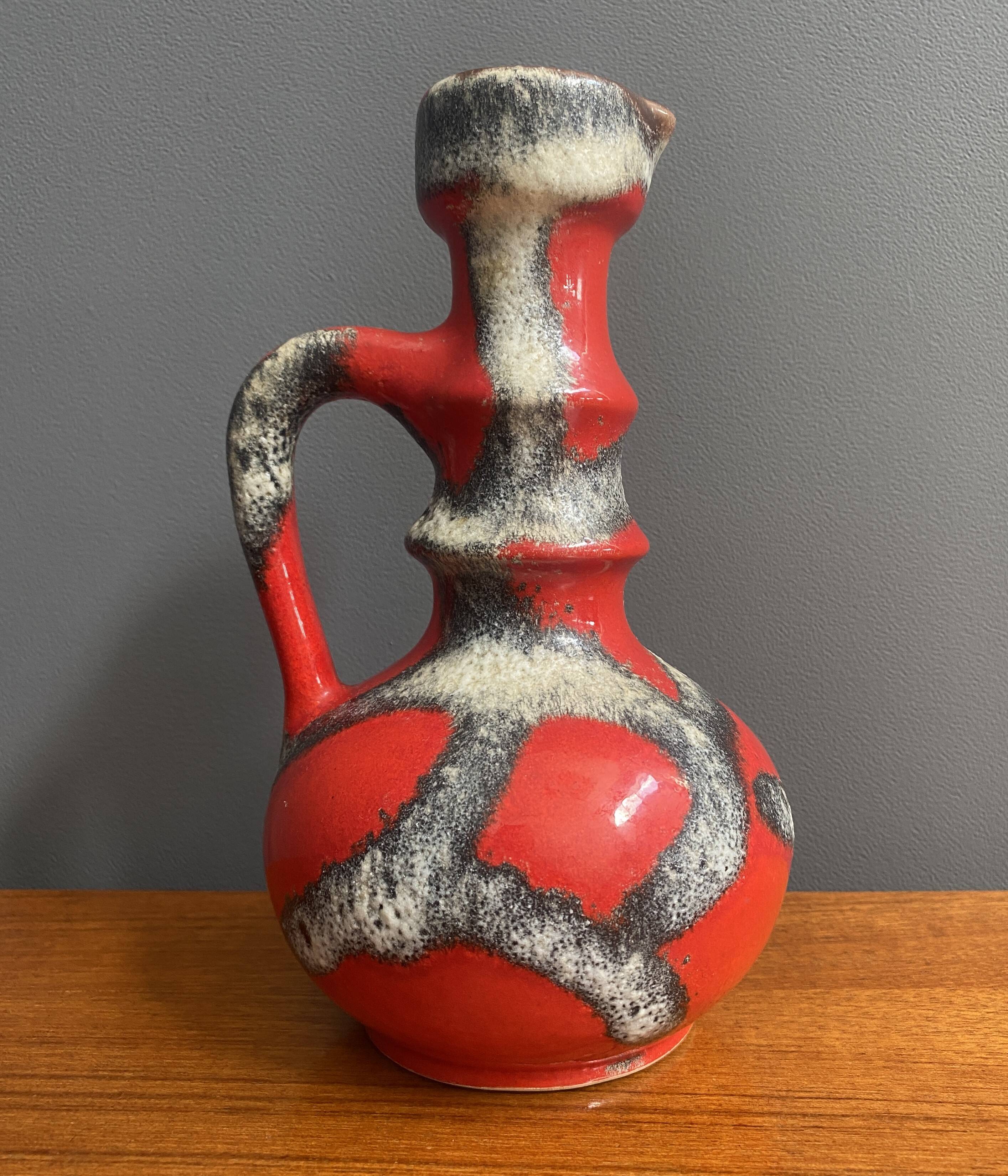 Red fat lava vase by Jopeko model 7201-21