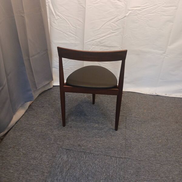 chaise tripode danoise Hans Olsen