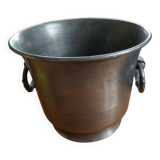 Champagne pot