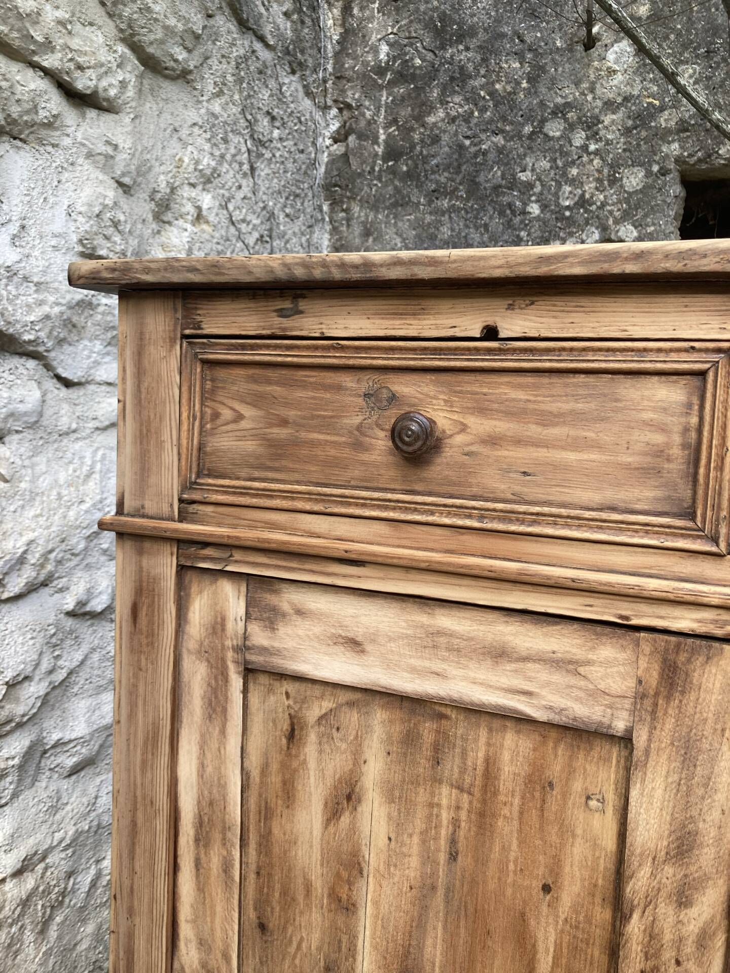 Old buffet