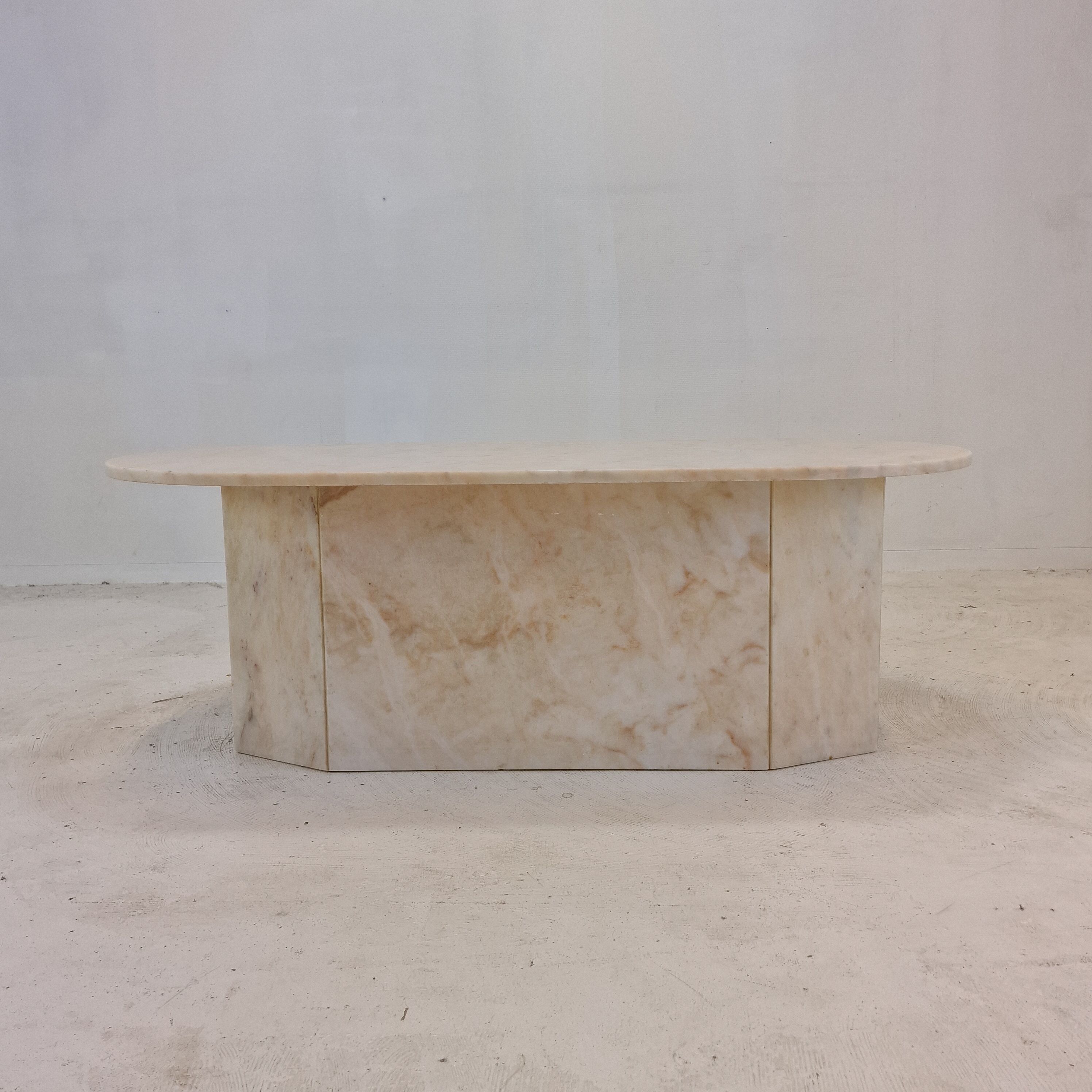Italian marble coffee table 1980s