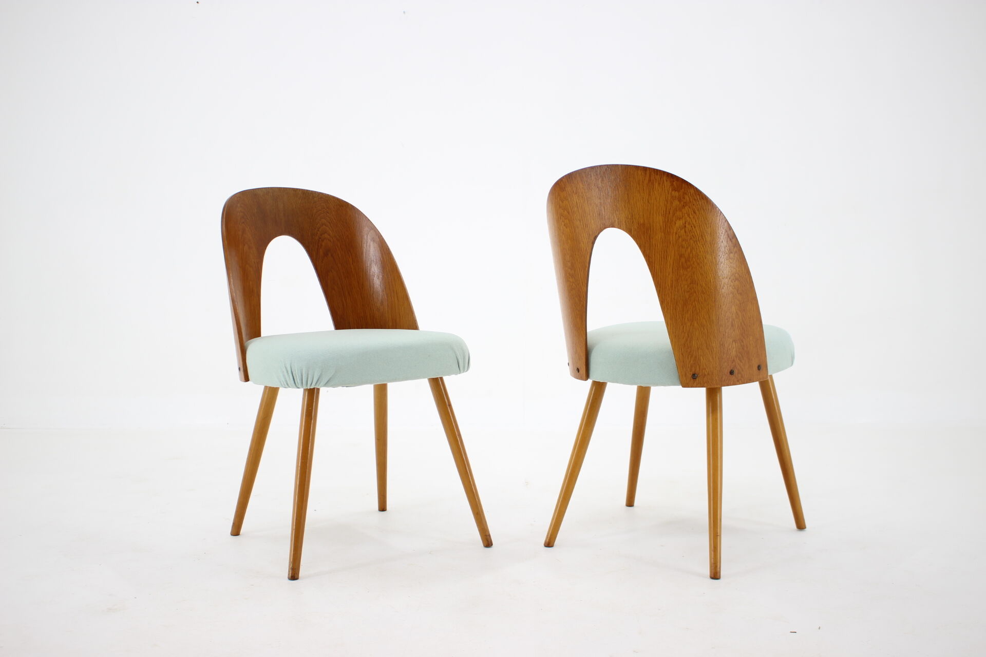 Antonin Suman set of four dining chairs, Czechoslovakia, 1960s