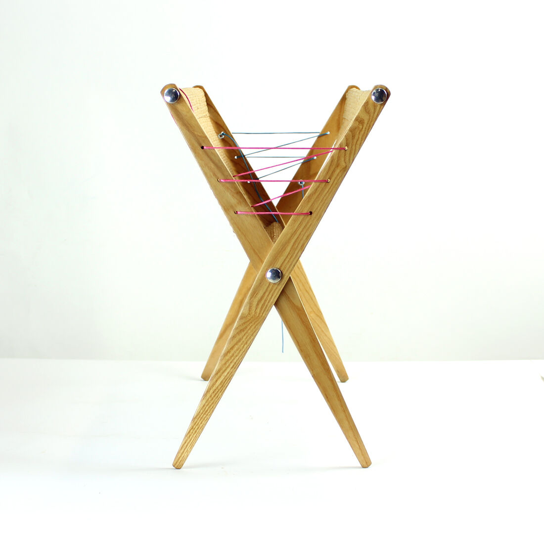 Porte-magazine en bois, Tchécoslovaquie Années 1960