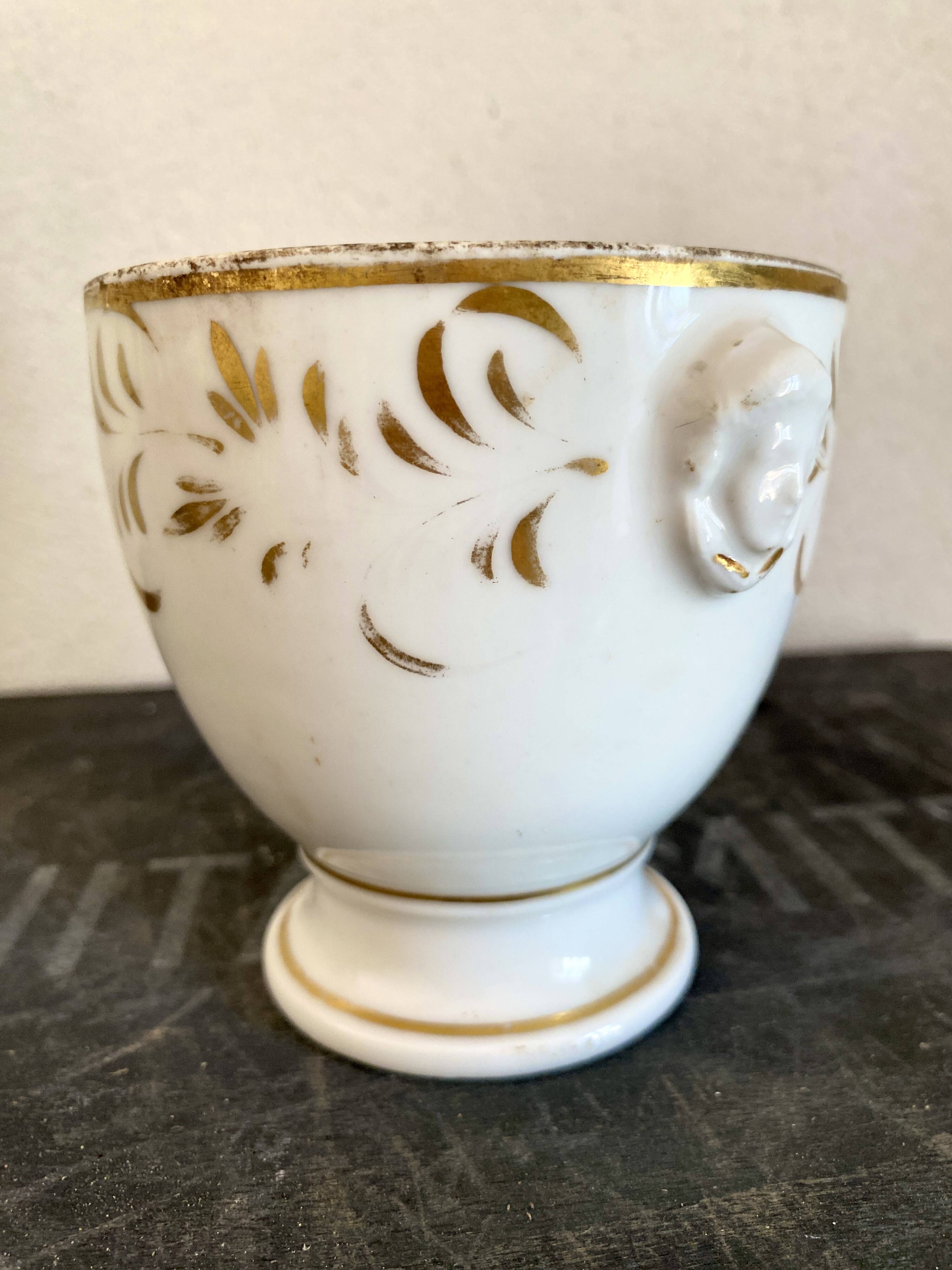 Pot céramique têtes antiques